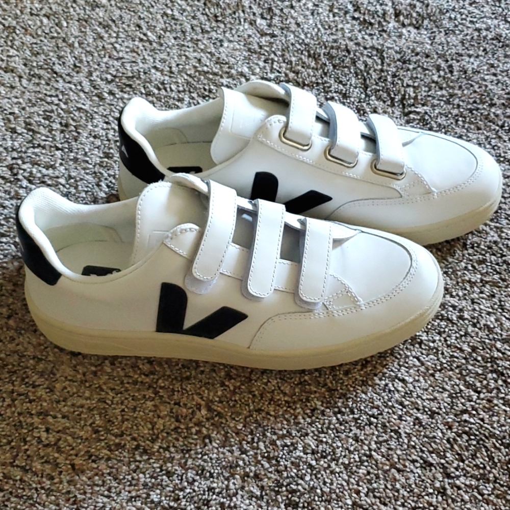 Veja Sneakers